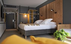 Plan B Hotel - Living Chamonix